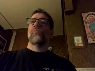 Guyute42 Chaturbate stream image from November 21, 2025