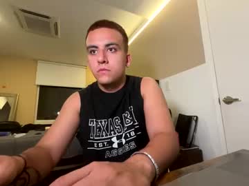 Adriannn222 Chaturbate stream image from November 22, 2025