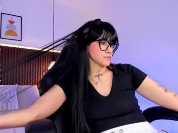 Evelyn_Samantha Chaturbate stream image from November 22, 2025