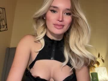 Surprisecockmia Chaturbate stream image from November 22, 2025