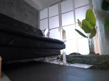 Heylixie_ Chaturbate stream image from November 22, 2025
