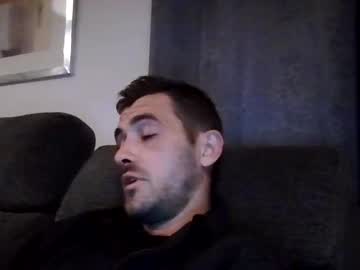 Simomoliver Chaturbate stream image from November 22, 2025