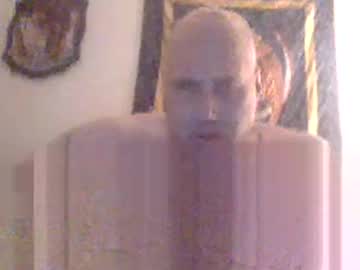 Illuminatititan Chaturbate stream image from November 22, 2025