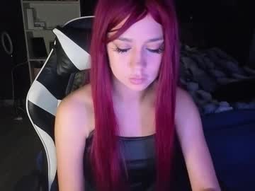 Mezzalunaa Chaturbate stream image from November 22, 2025