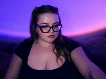 Pinkmercedes33 Chaturbate stream image from November 22, 2025