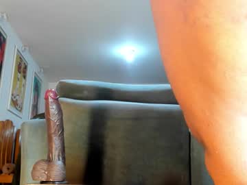Alexislondon_ Chaturbate stream image from November 22, 2025