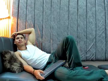 Andres_Stud Chaturbate stream image from November 22, 2025