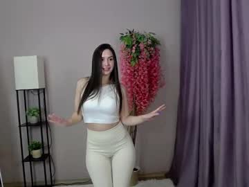 Mirabooty Chaturbate stream image from November 22, 2025