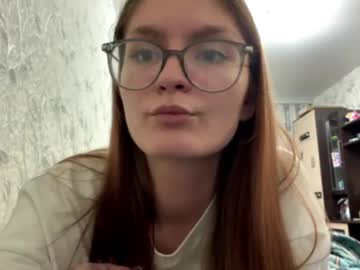 Robynsentinella Chaturbate stream image from November 22, 2025