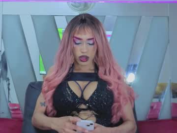 Hot_Destinyk stream image from November 22, 2025