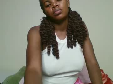 Sassybrown26 Chaturbate stream image from November 22, 2025