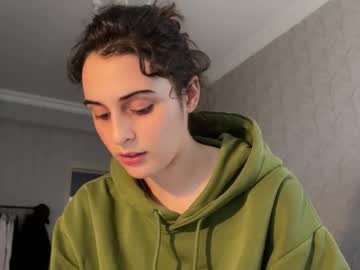 Wonderland_Stia Chaturbate stream image from November 22, 2025