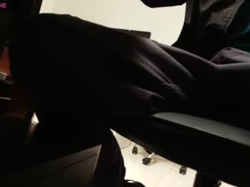 Danivoyeur21 Chaturbate stream image from November 22, 2025