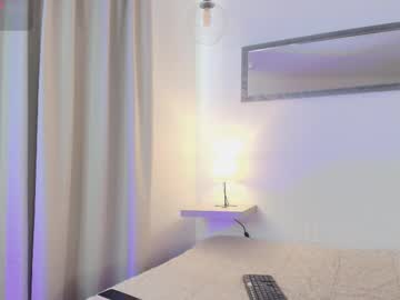 Lady_Danbury Chaturbate stream image from November 22, 2025