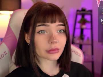Babyroxynill Chaturbate stream image from November 22, 2025