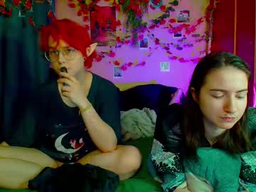 Trickykitsune Chaturbate stream image from November 22, 2025