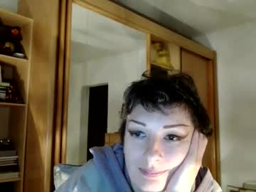 Bebacksooon Chaturbate stream image from November 22, 2025