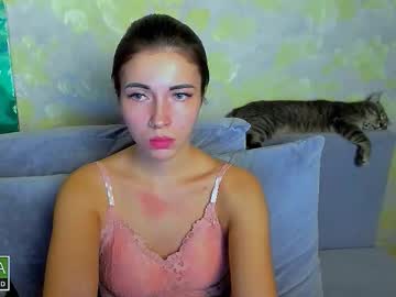 Kiraa_Sunny Chaturbate stream image from November 22, 2025