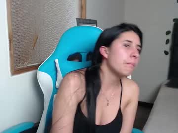 Helen_Rossy Chaturbate stream image from November 22, 2025