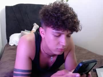 Merlyn_0005 Chaturbate stream image from November 22, 2025
