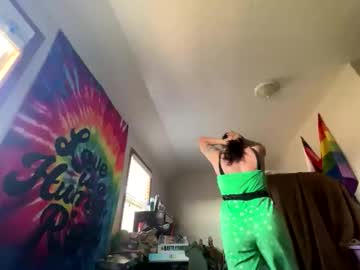 Ravynrouge Chaturbate stream image from November 22, 2025