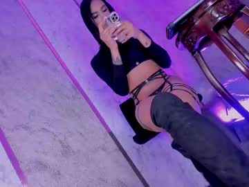 Sussy_Hots Chaturbate stream image from November 22, 2025