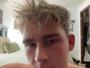 Plighten Chaturbate stream image from November 22, 2025
