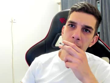 Ryandusk Chaturbate stream image from November 22, 2025