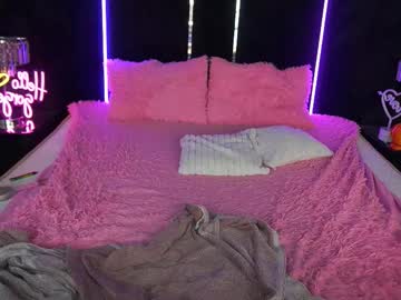Vivanerra Chaturbate stream image from November 22, 2025