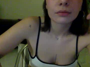Babydeer06 Chaturbate stream image from November 22, 2025