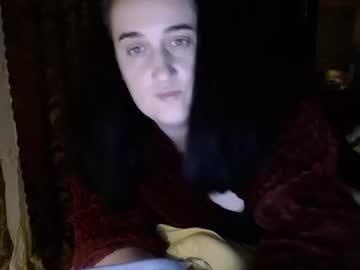 Karinkabrunetka2 Chaturbate stream image from November 22, 2025