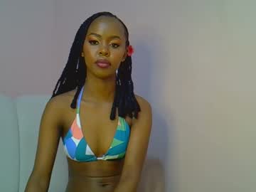 Tinybarbie_ Chaturbate stream image from November 22, 2025
