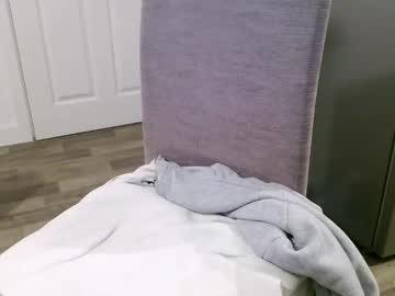 Behindcloseddoors39 Chaturbate stream image from November 23, 2025