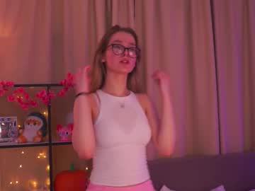 Scarletliips Chaturbate stream image from November 23, 2025