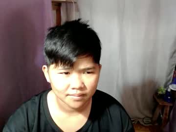 Pinayprincesslyn Chaturbate stream image from November 23, 2025
