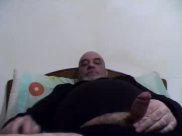 Castyon Chaturbate stream image from November 23, 2025