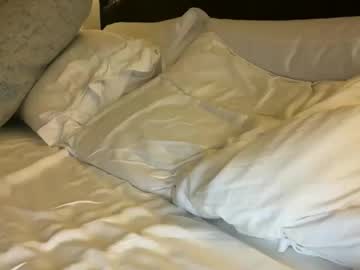 Intoronto Chaturbate stream image from November 23, 2025