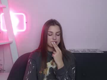 Milanaangelas Chaturbate stream image from November 23, 2025