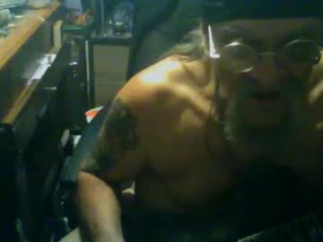 Johnnyshung1 Chaturbate stream image from November 23, 2025