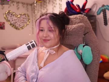 Roxysuh Chaturbate stream image from November 23, 2025