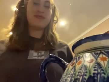 Tynishakronenberg Chaturbate stream image from November 23, 2025
