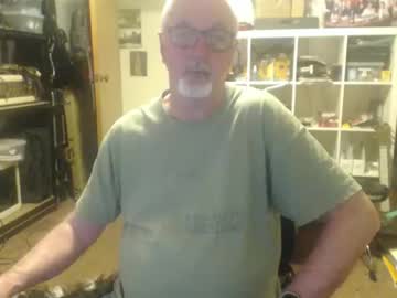 Double_John Chaturbate stream image from November 23, 2025