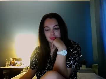 Shesyourdream Chaturbate stream image from November 23, 2025