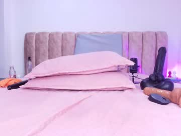 Auroraa_Miller Chaturbate stream image from November 23, 2025