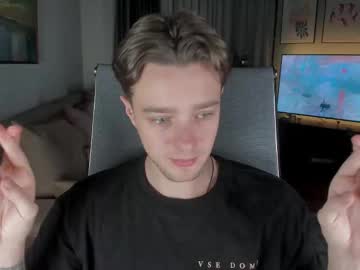 Mannyforreal Chaturbate stream image from November 23, 2025
