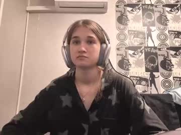 Jewelldurham Chaturbate stream image from November 23, 2025