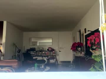Whoawerowhoa Chaturbate stream image from November 23, 2025