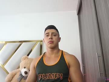 Devin_Hunter Chaturbate stream image from November 23, 2025