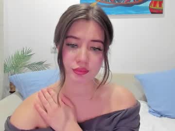Alicetuker Chaturbate stream image from November 23, 2025