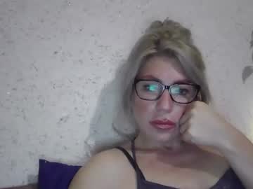 Fox_Red_Lady7 Chaturbate stream image from November 23, 2025